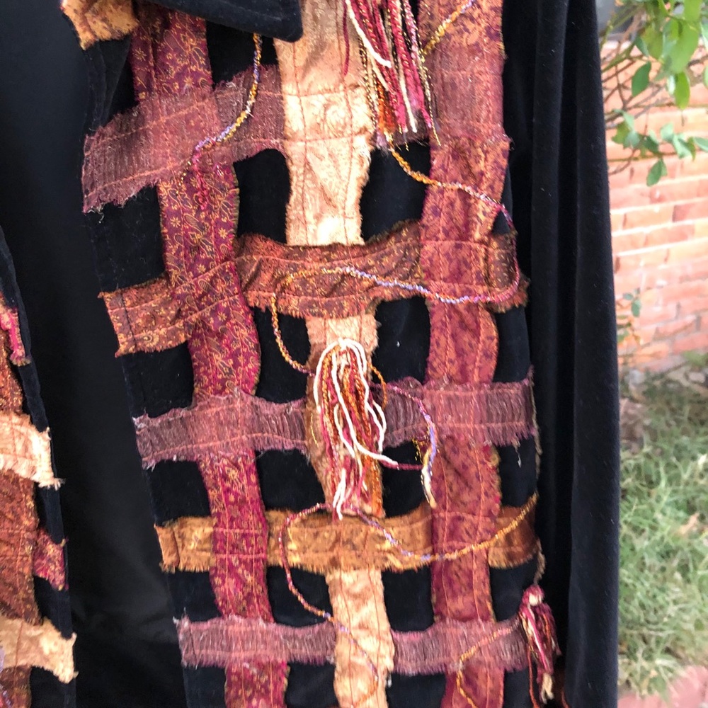 Yak Magik ~ Medium ~ Vtg ~ Black/Gold • Velvet ~ Silk Ribbons/ Fringe ~ Jacket - Picture 5 of 14